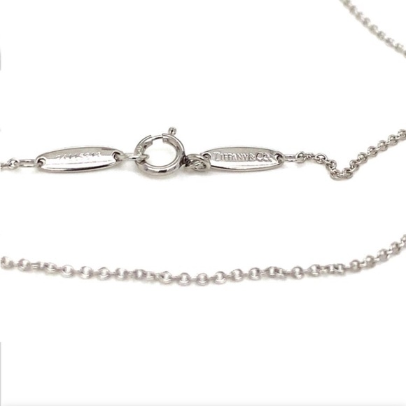 TIFFANY & CO.
Diamonds by the Yard® Single Diamond Pendant Necklace - Picture 8 of 12